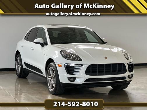 White 2017 Porsche Macan Base
