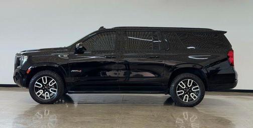Black 2022 GMC Yukon XL AT4