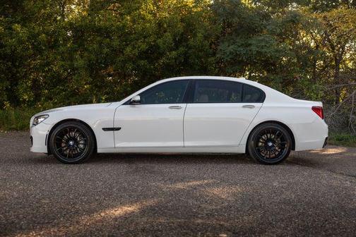 2015 BMW 750 Li