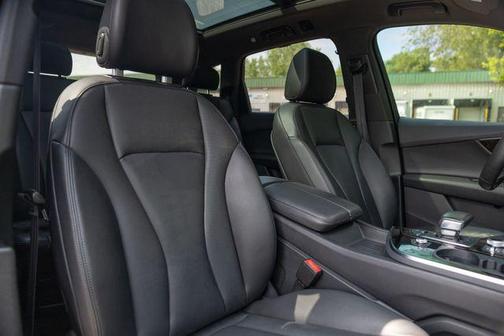 2019 Audi Q7 55 Premium Plus