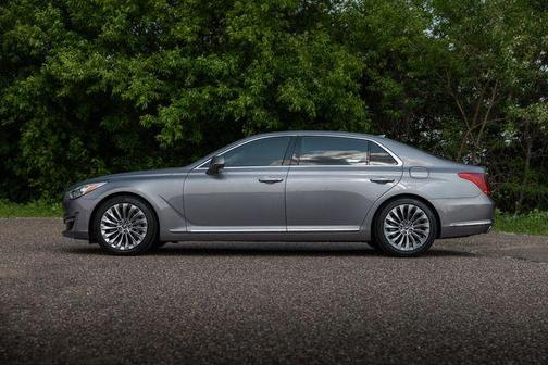 2018 Genesis G90 5.0 Ultimate
