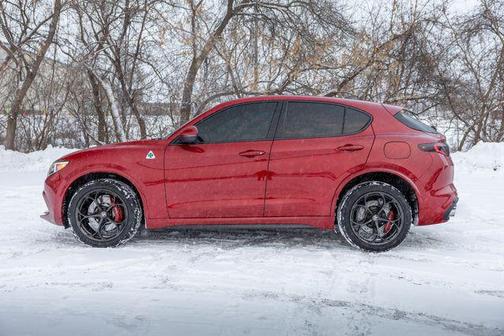 2018 Alfa Romeo Stelvio Quadrifoglio