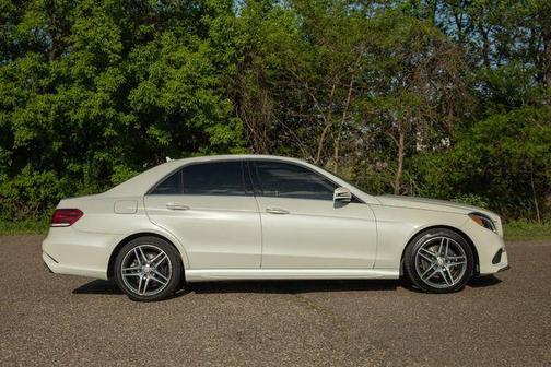 2016 Mercedes-Benz E-Class 4MATIC