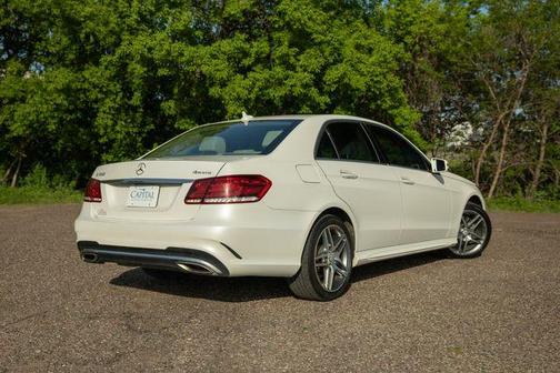 2016 Mercedes-Benz E-Class 4MATIC