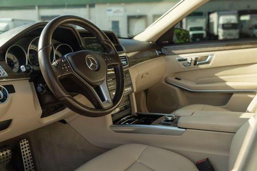 2016 Mercedes-Benz E-Class 4MATIC