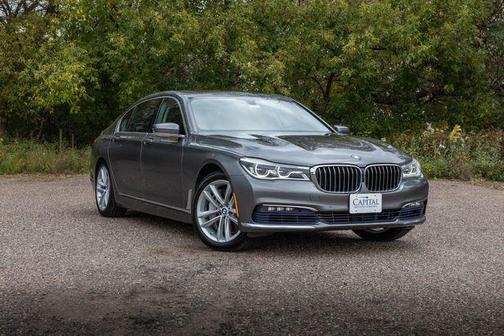 2016 BMW 750 i xDrive