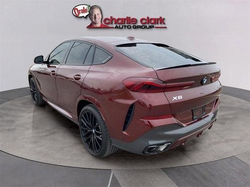 2025 BMW X6 xDrive40i