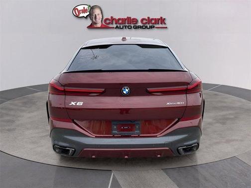 2025 BMW X6 xDrive40i