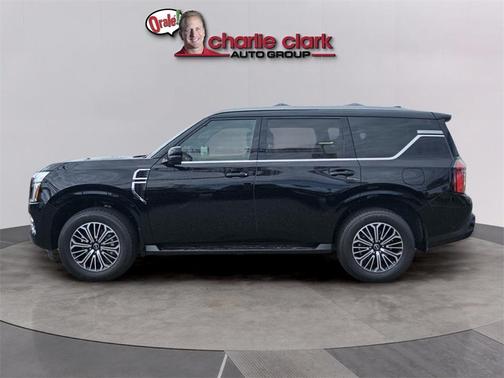 2025 Nissan Armada SL