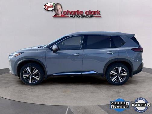 2022 Nissan Rogue SL