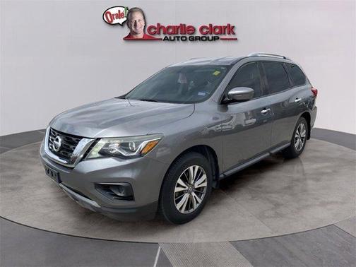 2018 Nissan Pathfinder S