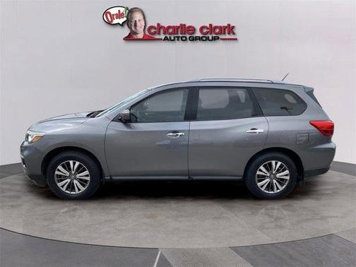 2018 Nissan Pathfinder S