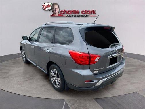 2018 Nissan Pathfinder S
