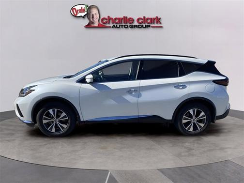 2022 Nissan Murano SV