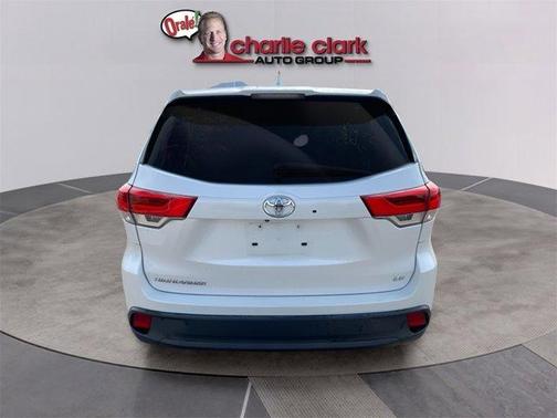 2019 Toyota Highlander LE Plus