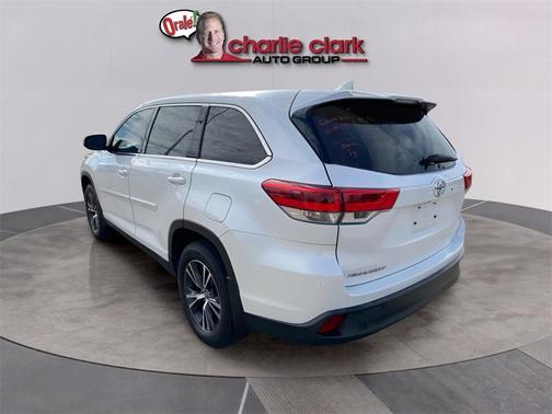 2019 Toyota Highlander LE Plus