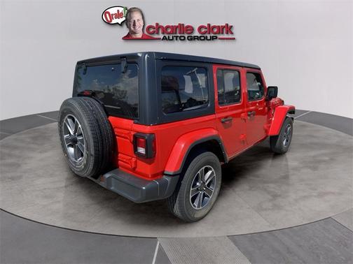 2023 Jeep Wrangler Sahara