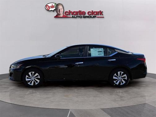 2025 Nissan Altima S
