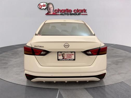 2025 Nissan Altima S