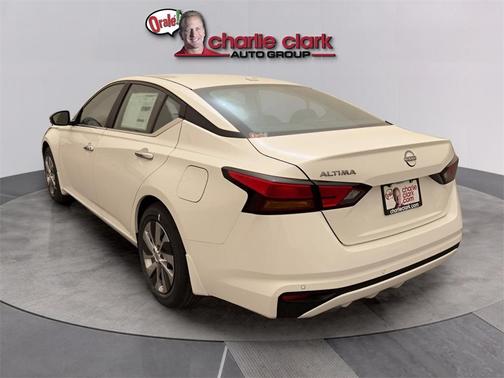 2025 Nissan Altima S