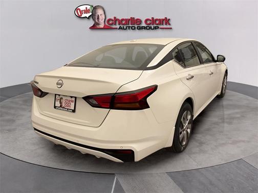 2025 Nissan Altima S