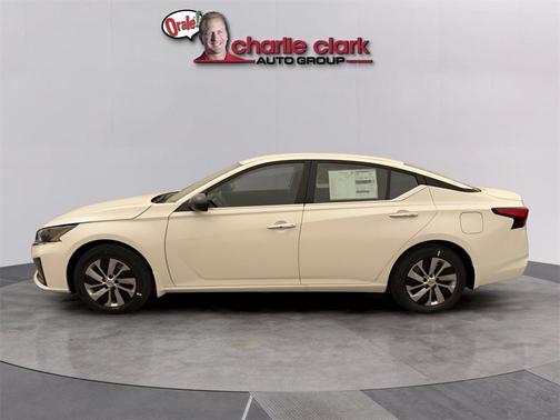 2025 Nissan Altima S