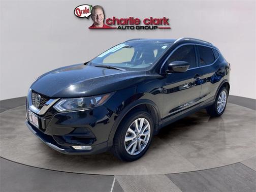 2022 Nissan Rogue Sport SV