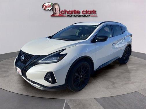 2022 Nissan Murano SV