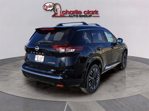 2025 Nissan Rogue Platinum