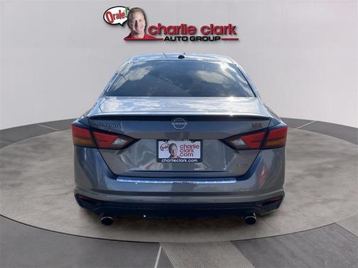 2023 Nissan Altima 2.0 SR