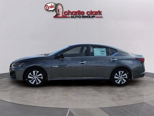 2025 Nissan Altima S