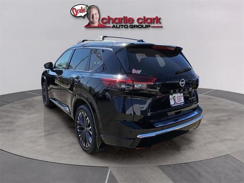 2025 Nissan Rogue Platinum
