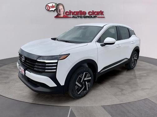 Fresh Powder 2026 Nissan Kicks SV