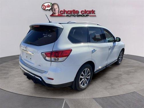 2014 Nissan Pathfinder SL