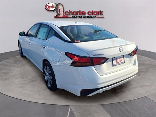 2025 Nissan Altima S