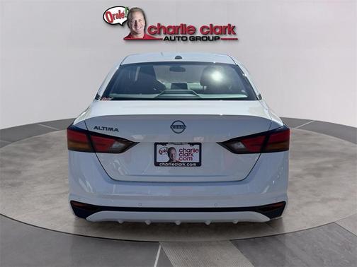 2025 Nissan Altima S