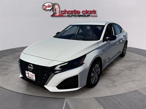 2025 Nissan Altima S