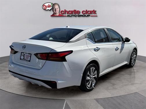 2025 Nissan Altima S