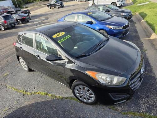 2016 Hyundai Elantra GT Base