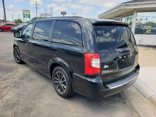 2016 Dodge Grand Caravan R/T