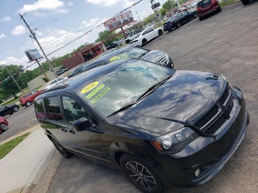 2016 Dodge Grand Caravan R/T