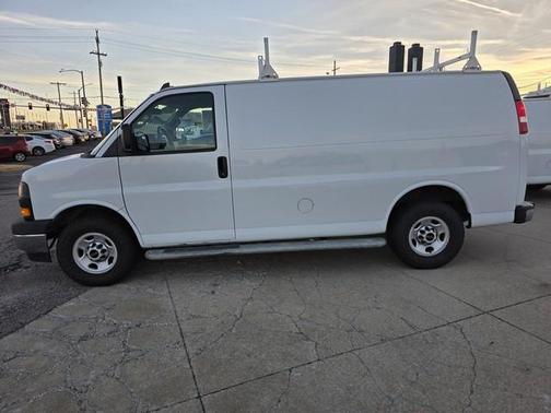 2020 GMC Savana 2500 Work Van