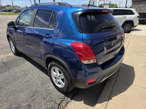 Blue 2019 Chevrolet Trax LT
