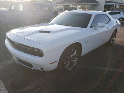 2016 Dodge Challenger R/T Plus