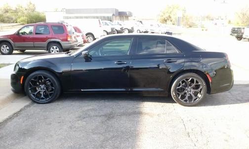 2019 Chrysler 300 S