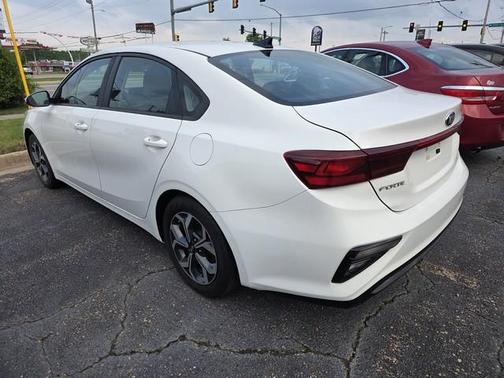 Clear White 2019 Kia Forte LXS