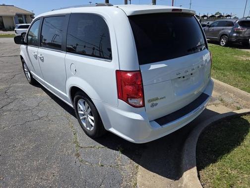 White Knuckle 2019 Dodge Grand Caravan SXT