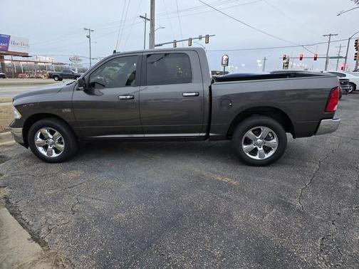 2018 RAM 1500 SLT