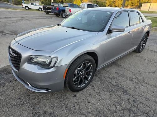 2018 Chrysler 300 S