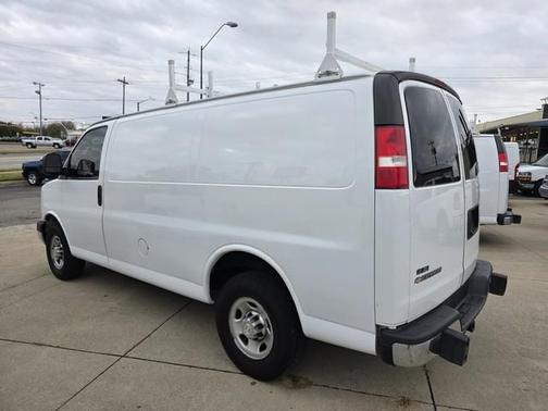 2018 Chevrolet Express 2500 Work Van